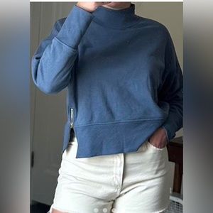 Old Navy mockneck sweatshirt with zipper detail